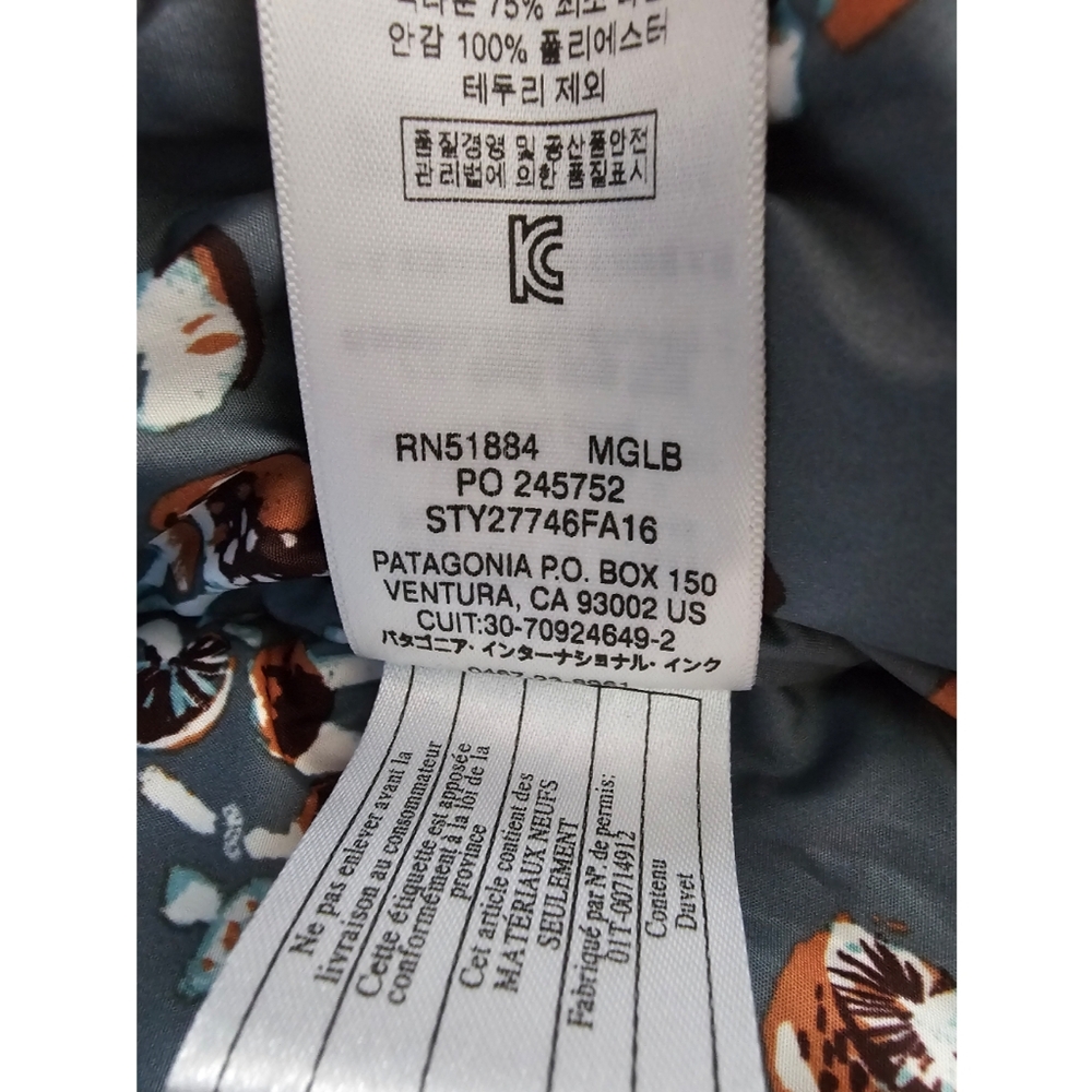 Patagonia Women's Hooded Bivy Vest - Picture 8 of 12
